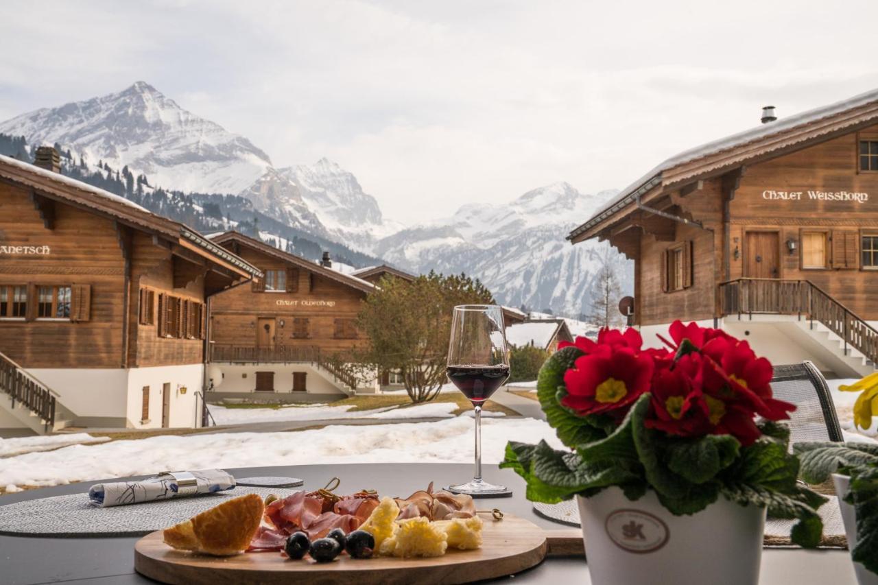 Ferienwohnung Chalet Spitzhorn - Your Peak Getaway - Private Terrasse & Gratis Parkplatz Gsteig Exterior foto